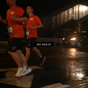 Runner Photo 7712363