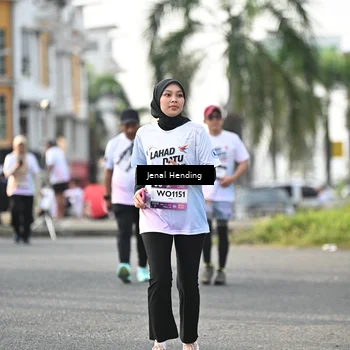 Runner Photo 7712365