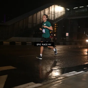 Runner Photo 7712368