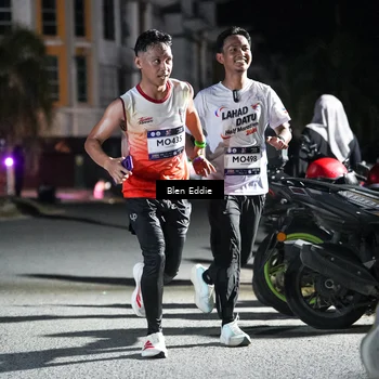 Runner Photo 7712402