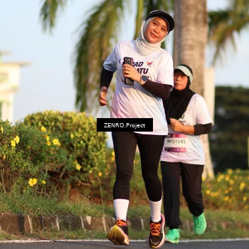 Runner Photo 7712410