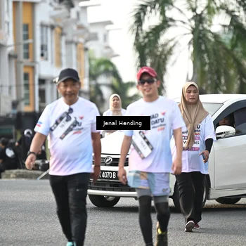 Runner Photo 7712425