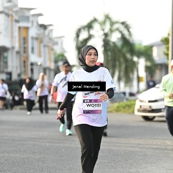 Runner Photo 7712427