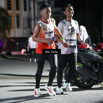 Runner Photo 7712433