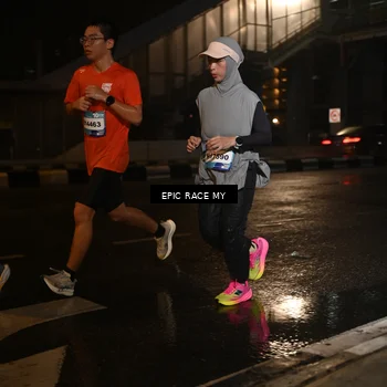 Runner Photo 7712448