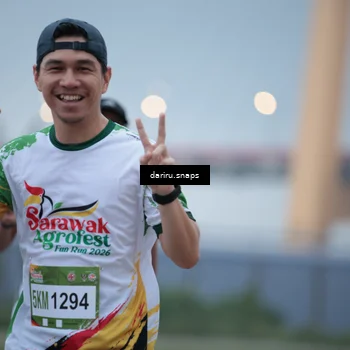 Runner Photo 7712452