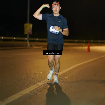Runner Photo 7712471