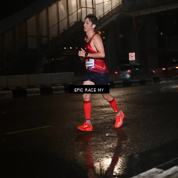 Runner Photo 7712486