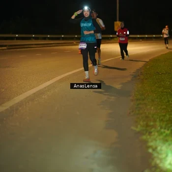 Runner Photo 7712495