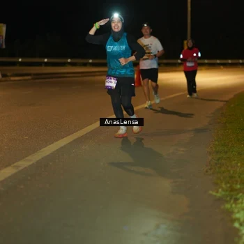 Runner Photo 7712505