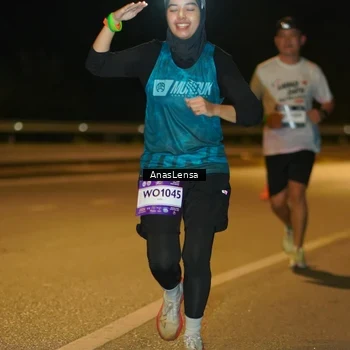 Runner Photo 7712513