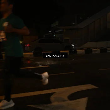 Runner Photo 7712518