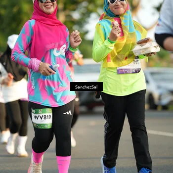 Runner Photo 7712529
