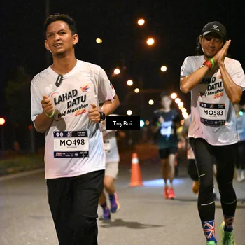 Runner Photo 7712535