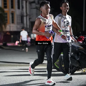 Runner Photo 7712536