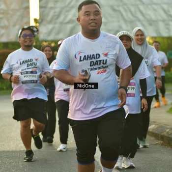 Runner Photo 7712538