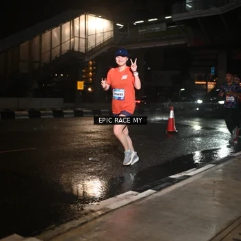 Runner Photo 7712563
