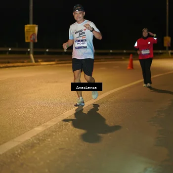 Runner Photo 7712574