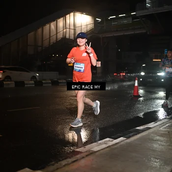 Runner Photo 7712575