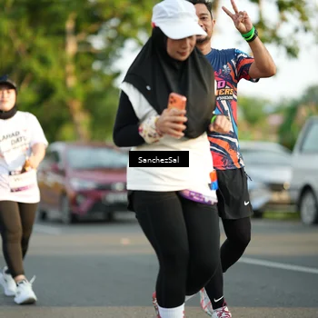 Runner Photo 7712580