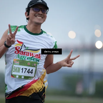Runner Photo 7712589