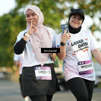Runner Photo 7712619