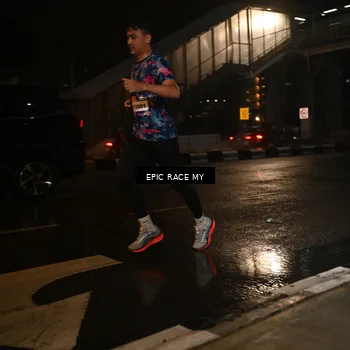 Runner Photo 7712625