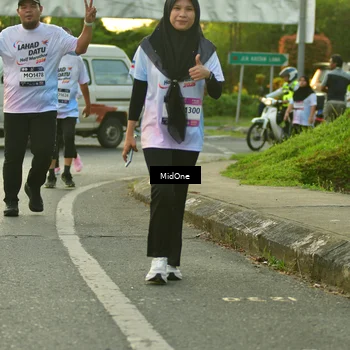 Runner Photo 7712629