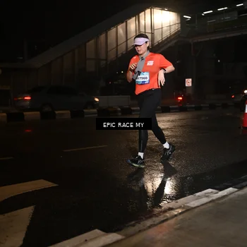 Runner Photo 7712630