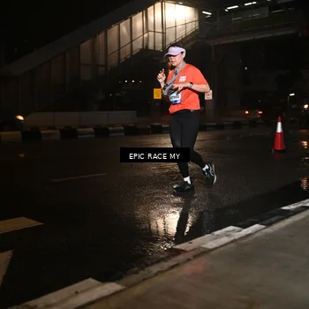 Runner Photo 7712632
