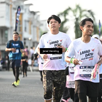Runner Photo 7712636