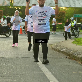Runner Photo 7712644