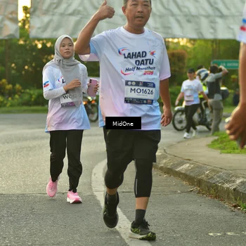 Runner Photo 7712658