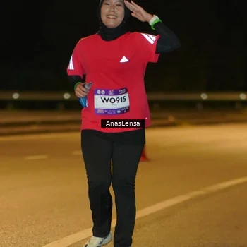 Runner Photo 7712668