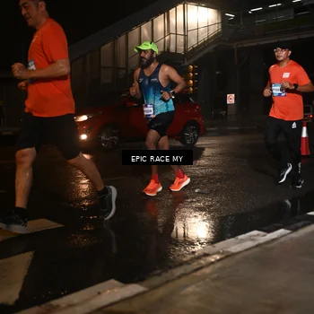 Runner Photo 7712669