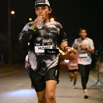 Runner Photo 7712674