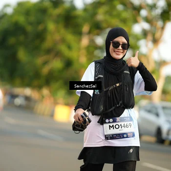 Runner Photo 7712687