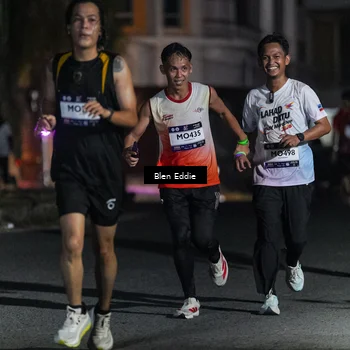Runner Photo 7712701