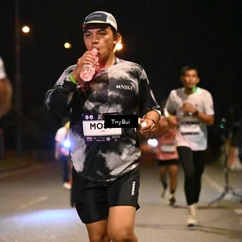Runner Photo 7712704