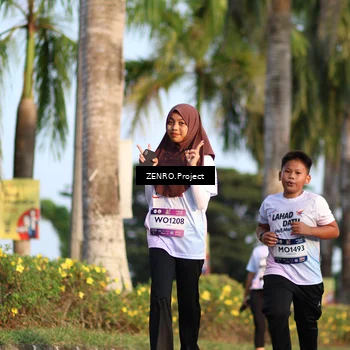 Runner Photo 7712710
