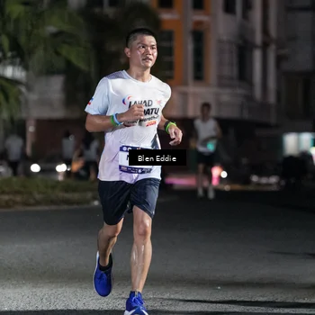 Runner Photo 7712712