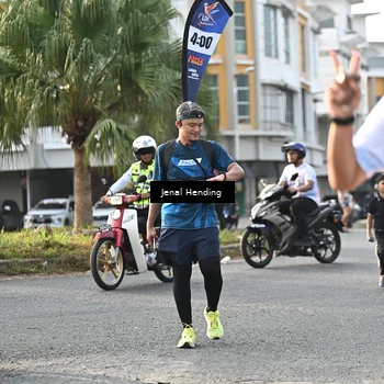 Runner Photo 7712723