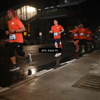 Runner Photo 7712726