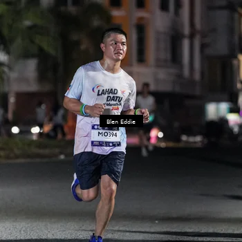 Runner Photo 7712735