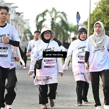 Runner Photo 7712737