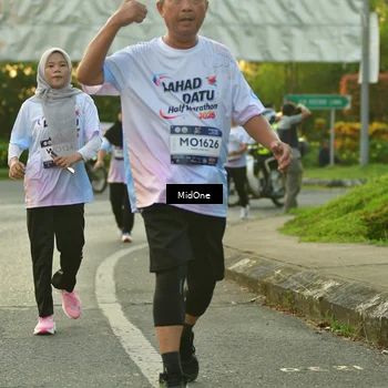 Runner Photo 7712739