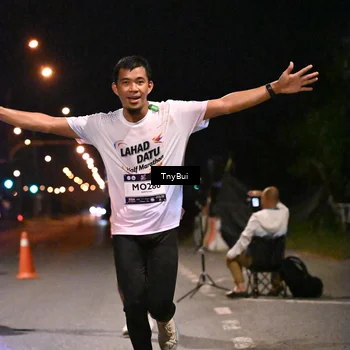 Runner Photo 7712751