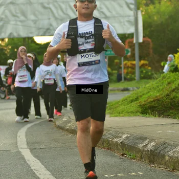 Runner Photo 7712757