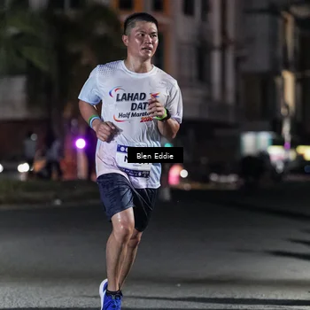 Runner Photo 7712765