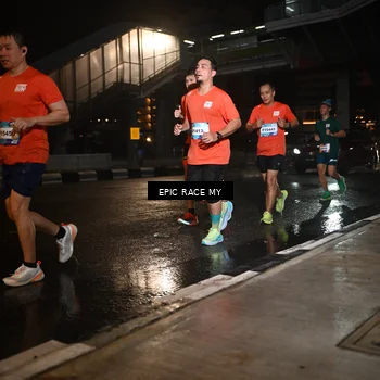 Runner Photo 7712767